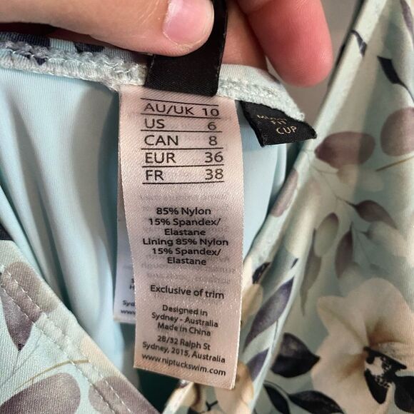 NipTuck Womens Blue Floral Multi Fit Cup One Piece Swimsuit - Picture 3 of 5